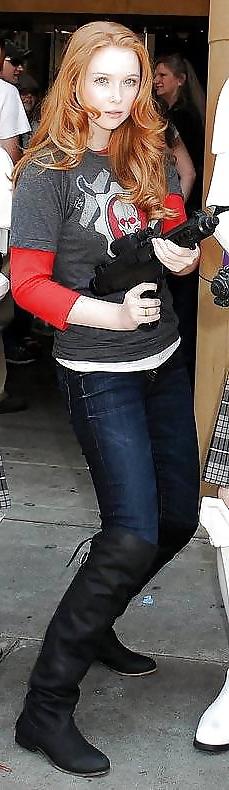 25P Molly Ephraim vs. Molly Quinn