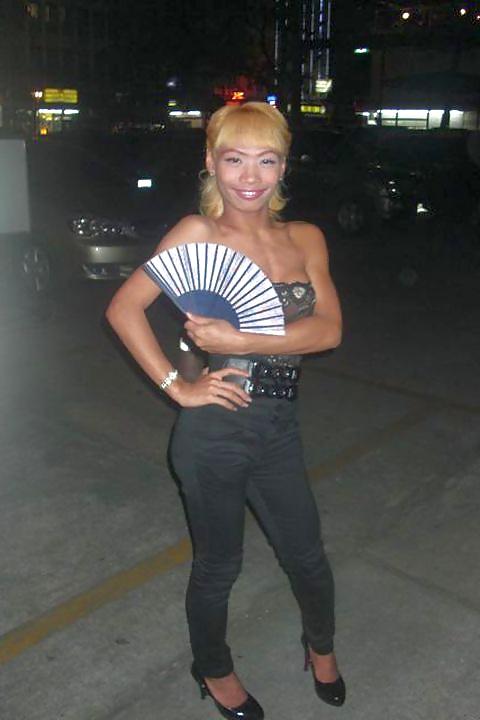 25P Blond Ladyboy Cindy frm Bangkok