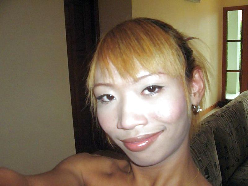 25P Blond Ladyboy Cindy frm Bangkok