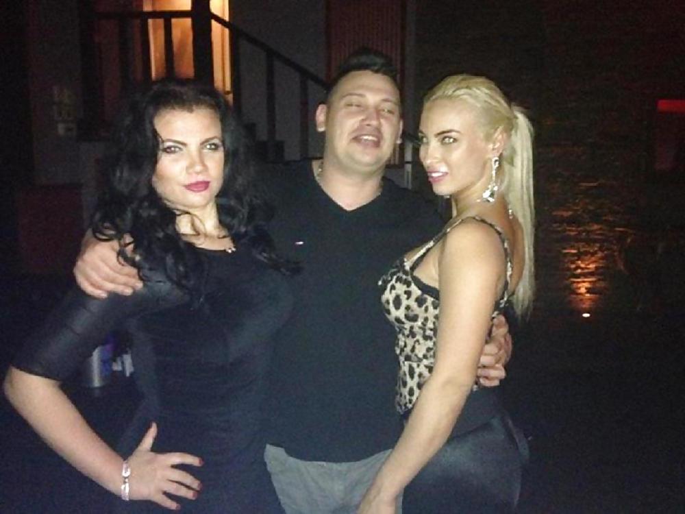 25P Romanian women: Christina