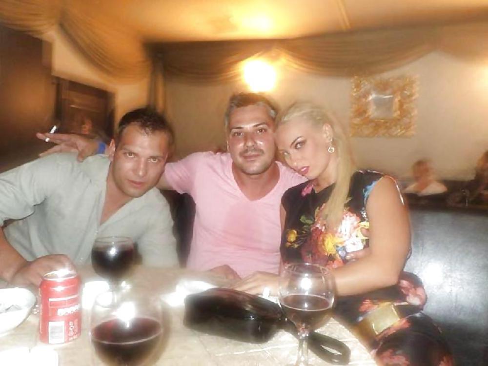 25P Romanian women: Christina
