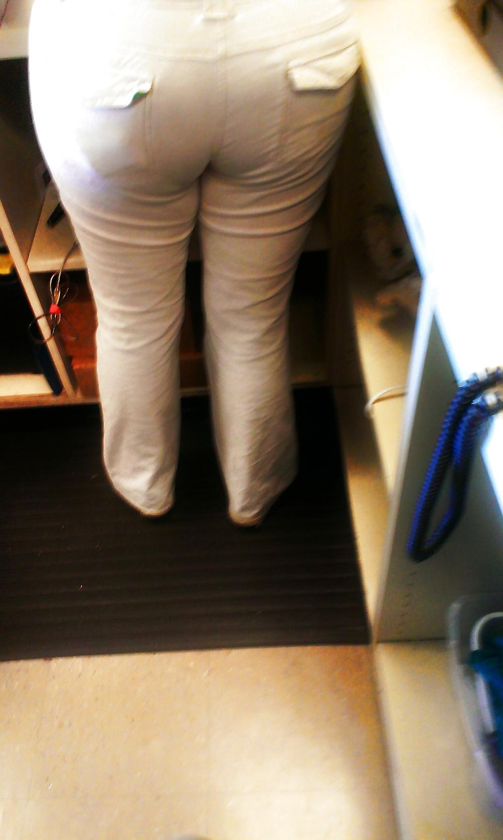 7P Julie's amazing bubble butt