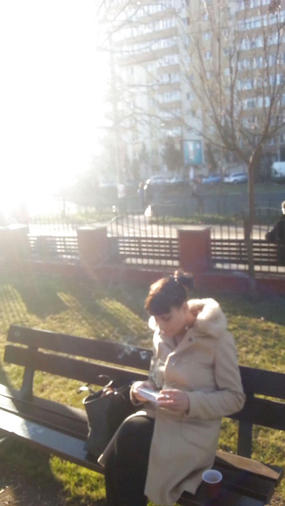 5P Sweet girl single in parck romanian