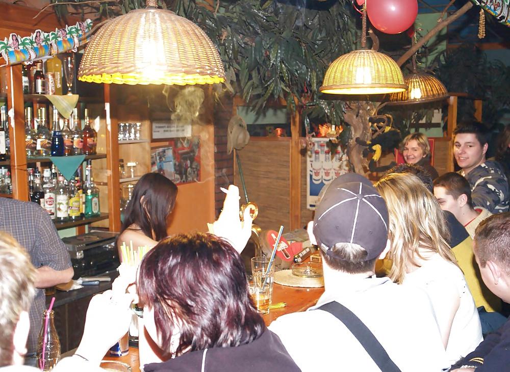17P Bartender Agy
