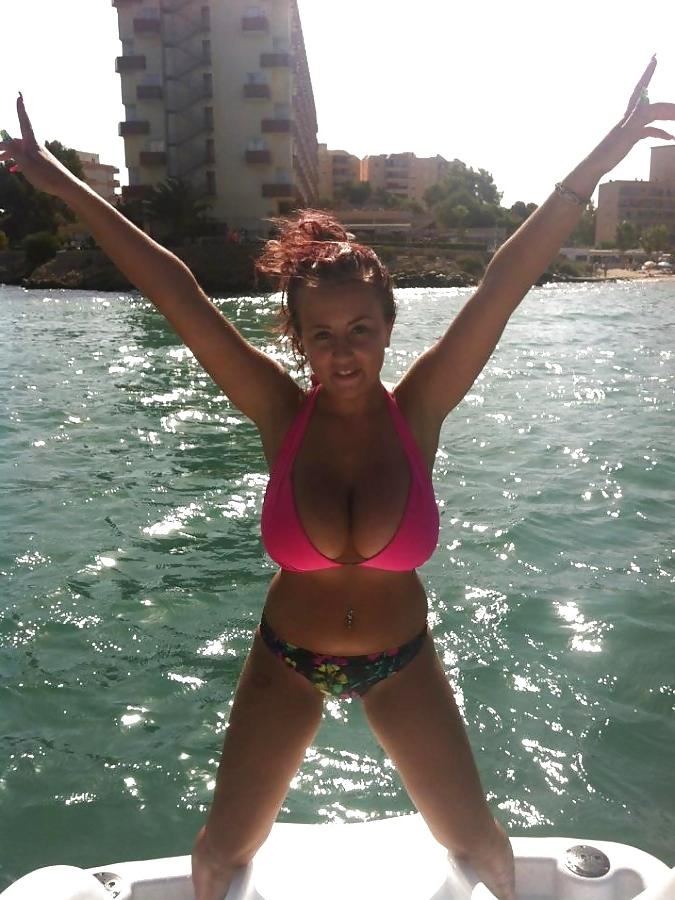 25P Non Nude Amateurs