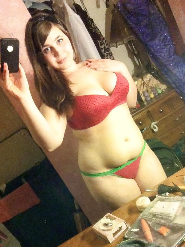 25P Non Nude Amateurs