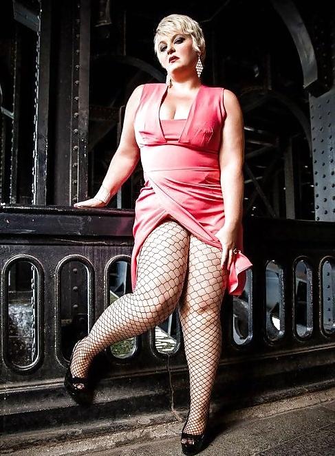 19P Various bbw in high heels 3