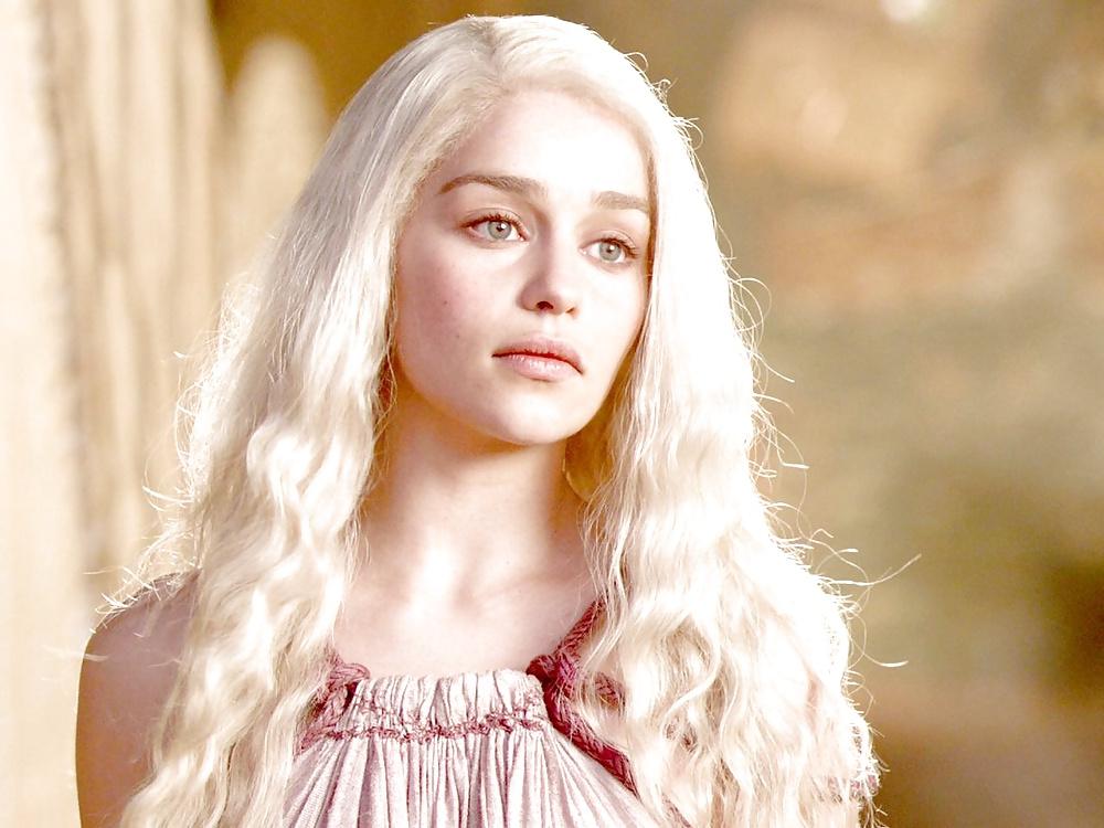 25P Emilia Clarke vs. Natalie Dormer