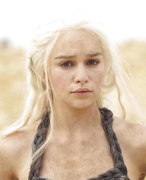 25P Emilia Clarke vs. Natalie Dormer