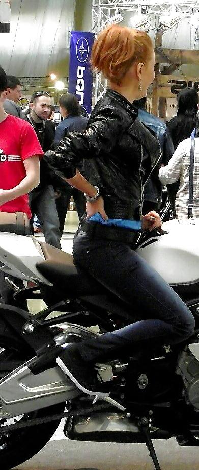 22P Spy salon auto-moto teens romanian