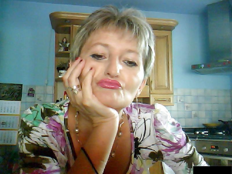 25P Lovely Mature Slut