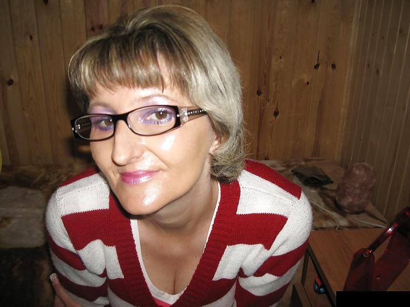 25P Lovely Mature Slut