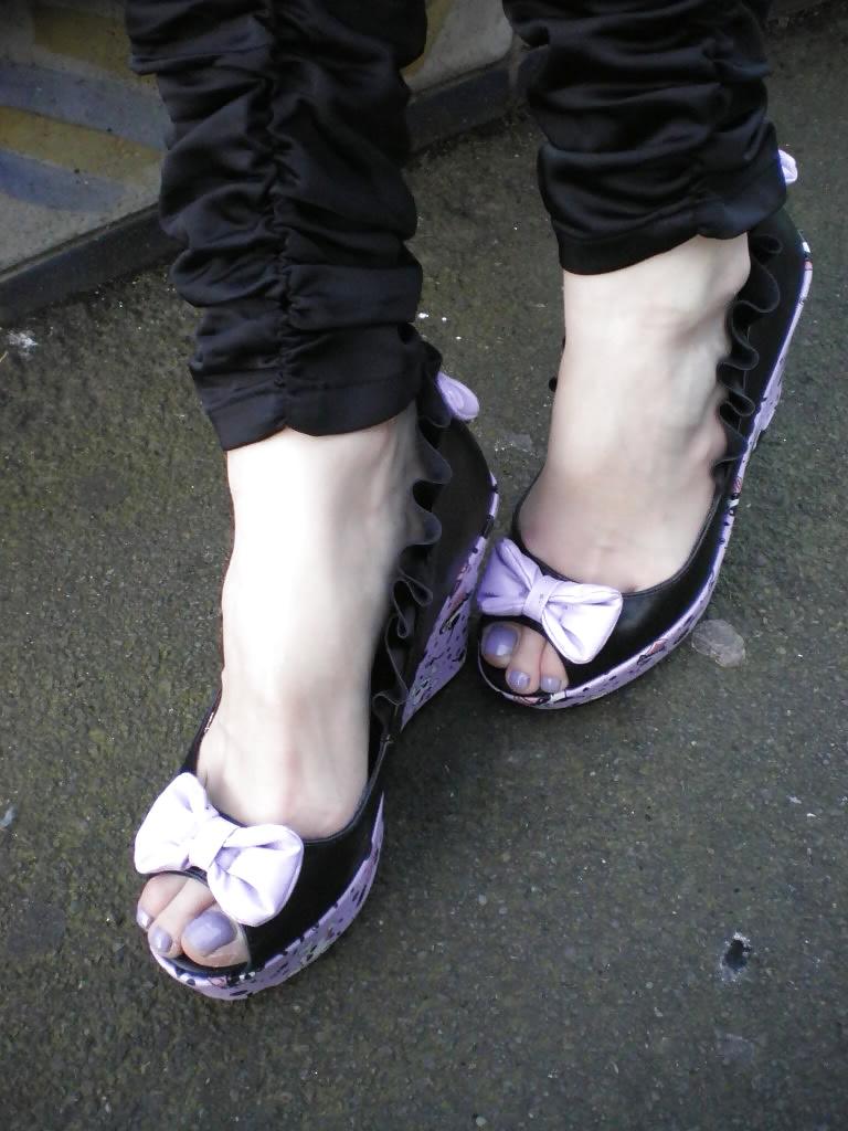 24P Sexy Blonde Rough Soles