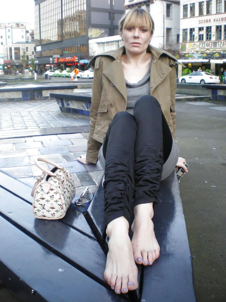 24P Sexy Blonde Rough Soles