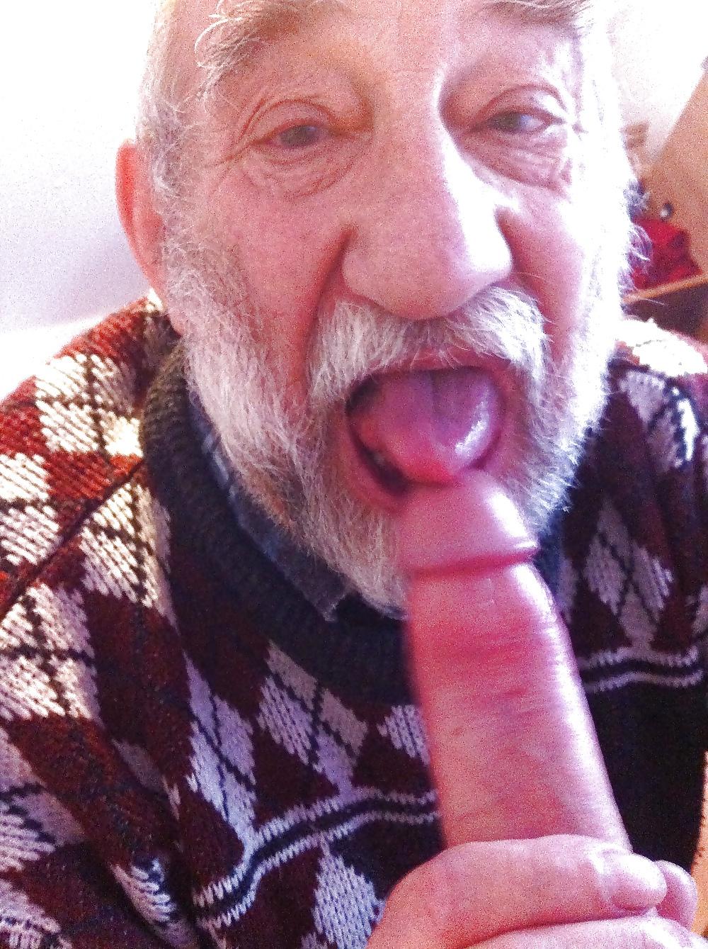 7P Grandpa sucking my cock blow job old young