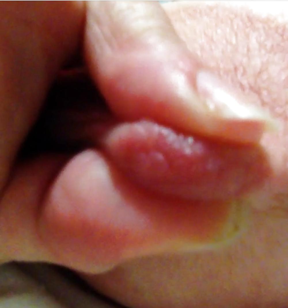 12P Squeezing, playing my Nipples