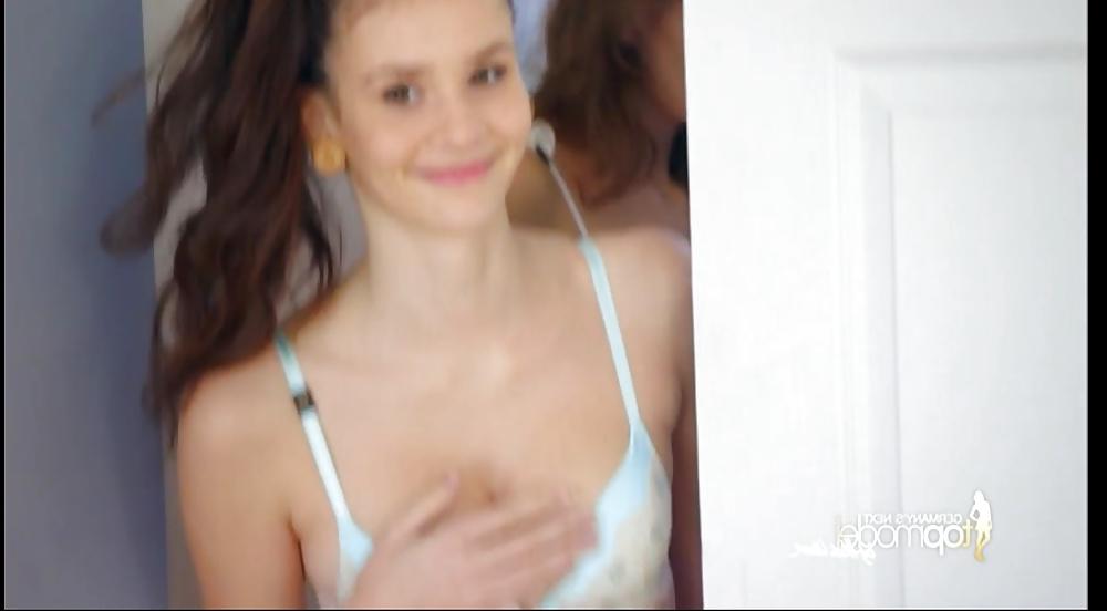 25P Germanys next Topmodel 2014 - Betty