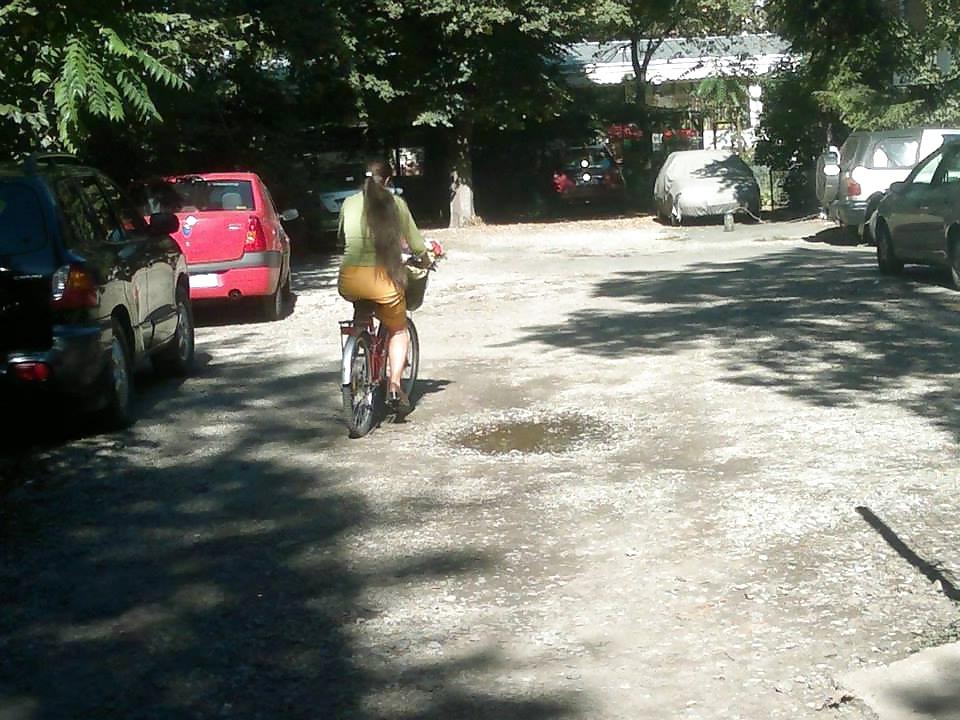 16P Sexy girls bike romanian