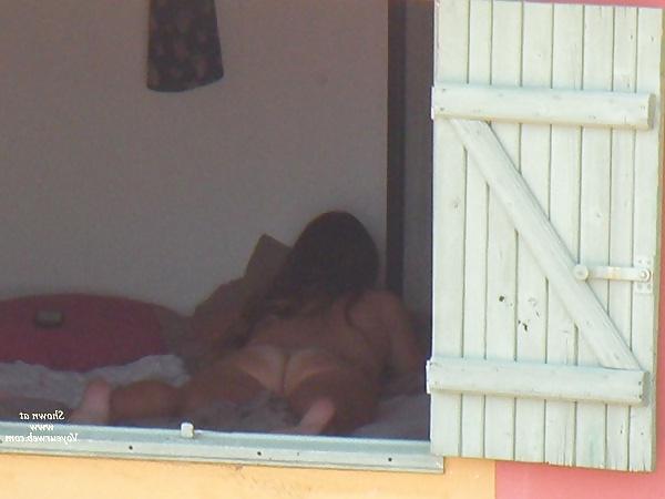 25P Janela Voyeur