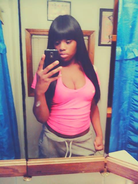 10P I want a hard cock in my bubble butt