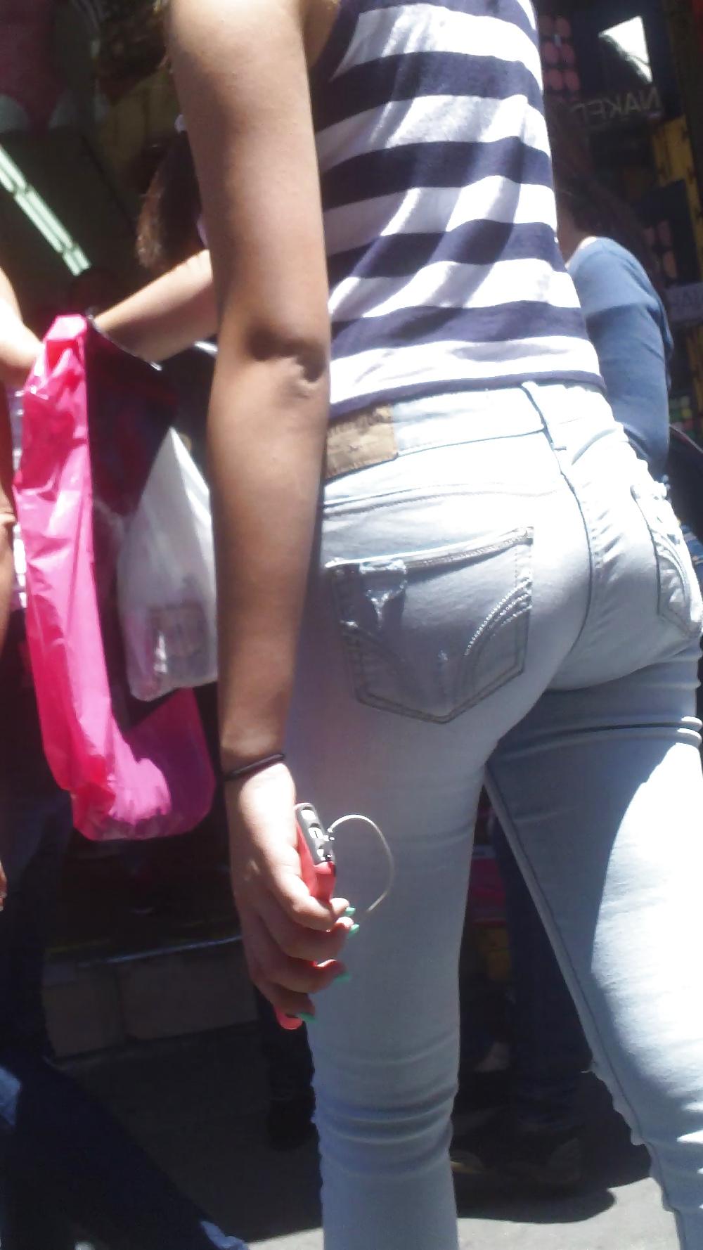 25P Popular teen girls ass & butt in jeans part 4 
