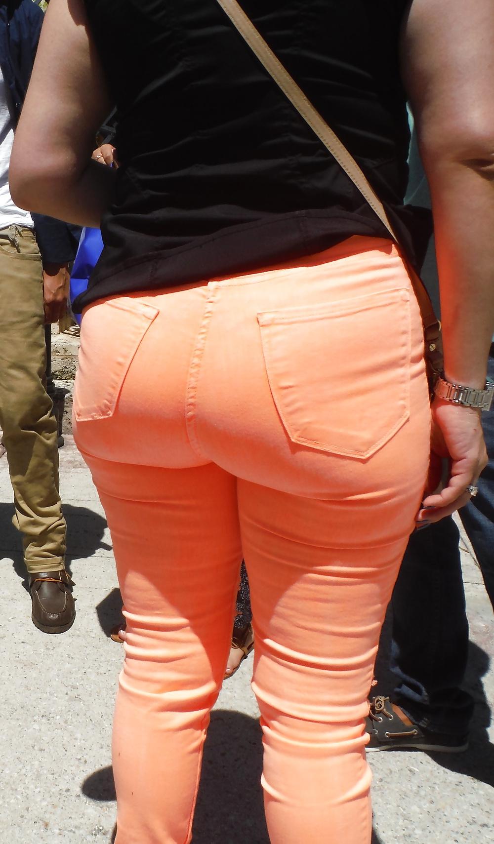 25P Popular teen girls ass & butt in jeans part 4 