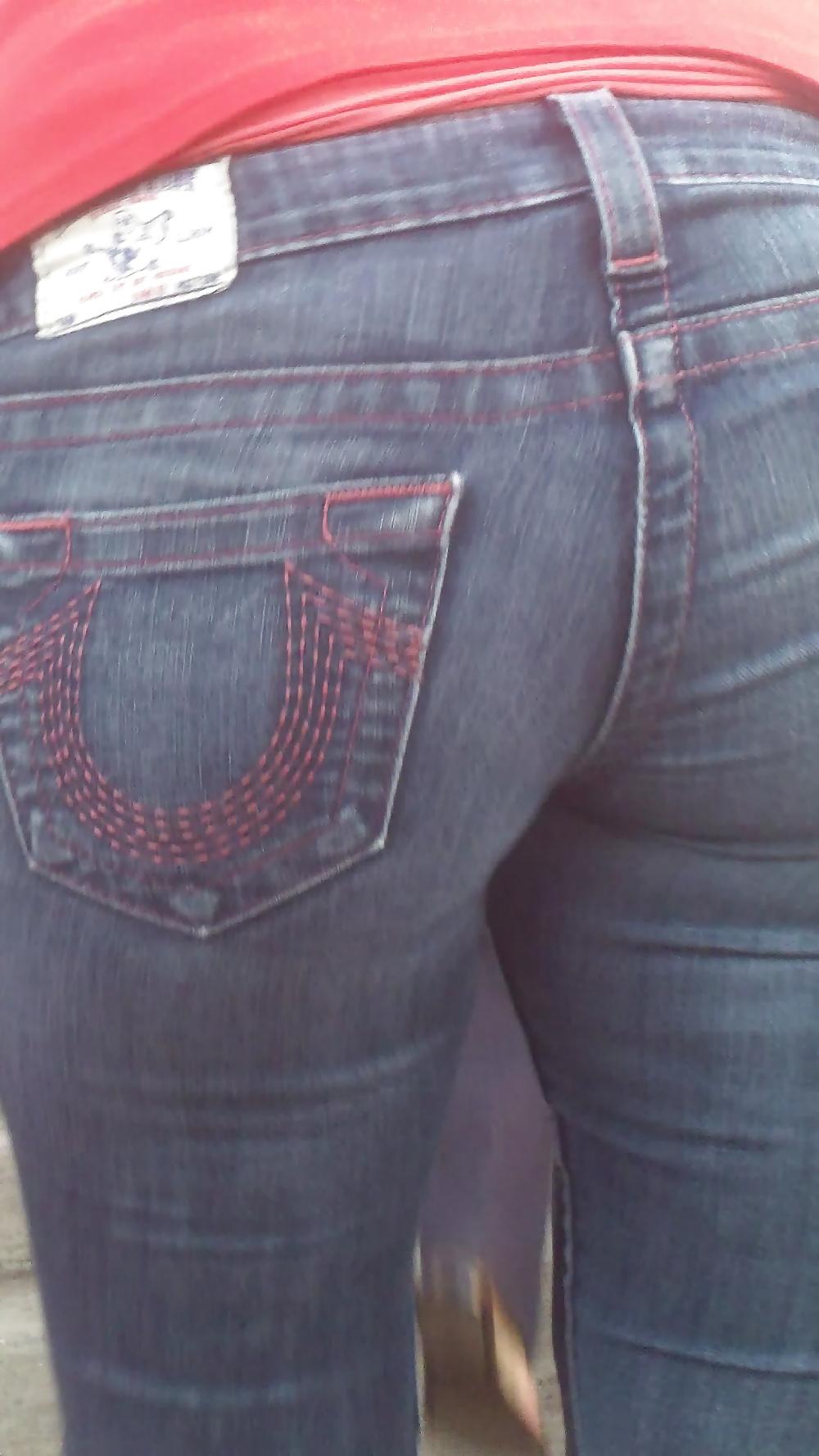 25P Popular teen girls ass & butt in jeans part 4 