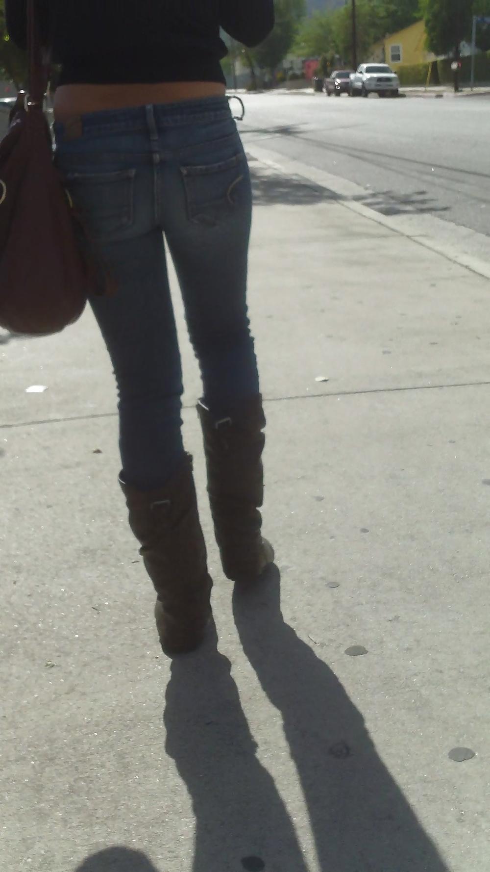 25P Popular teen girls ass & butt in jeans part 4 