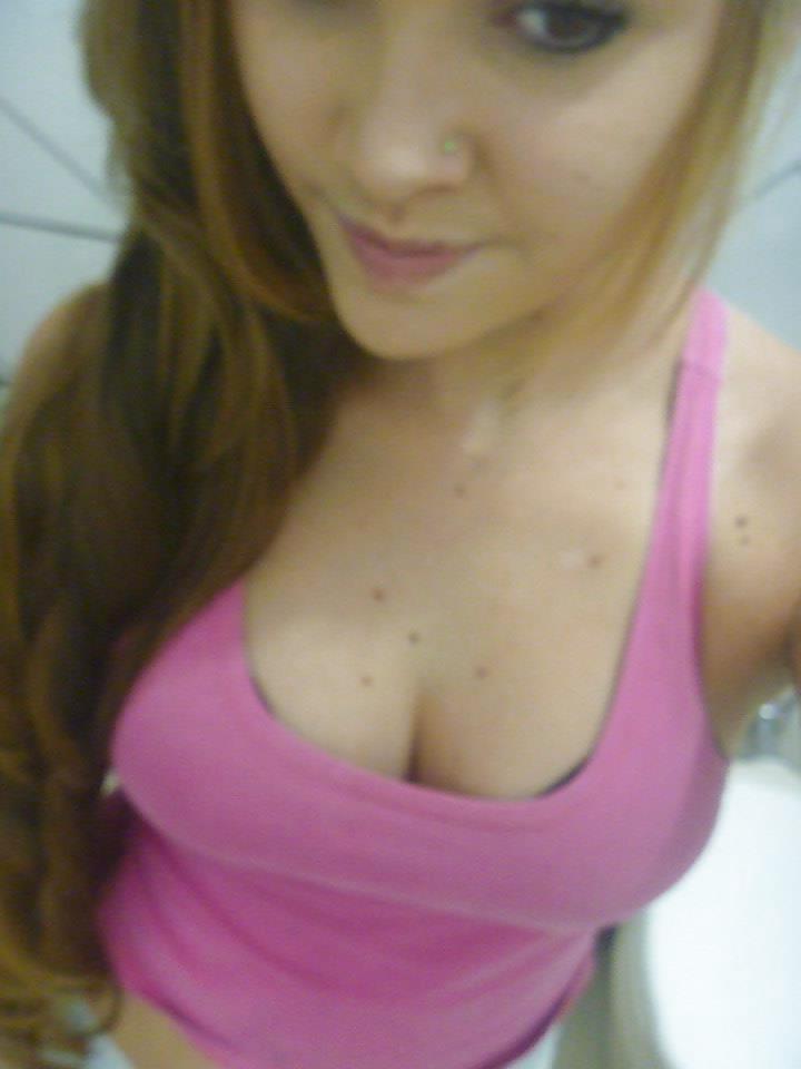 25P Hot babes no nude