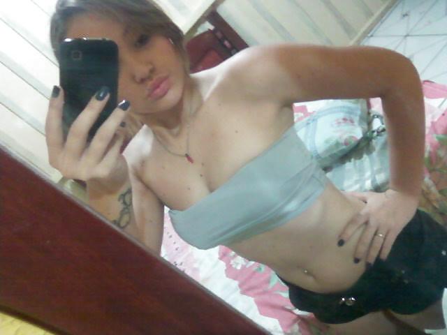 25P Hot babes no nude
