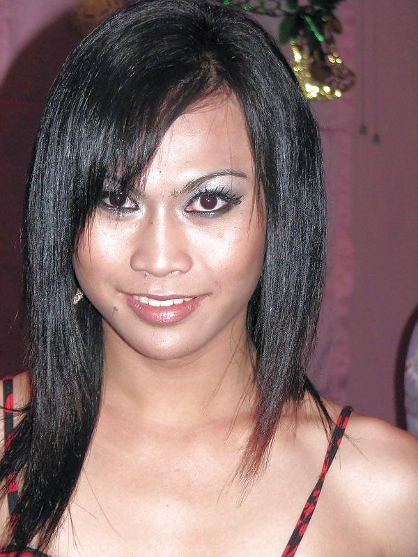25P Pattaya Ladyboy Sasa