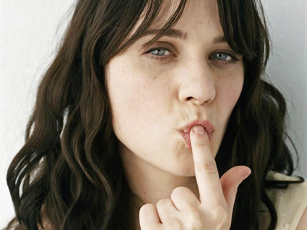 25P Zooey Deschanel  vs Alexis Bledel