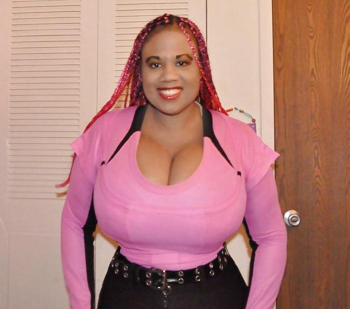 15P PinkLisa Non-Nude