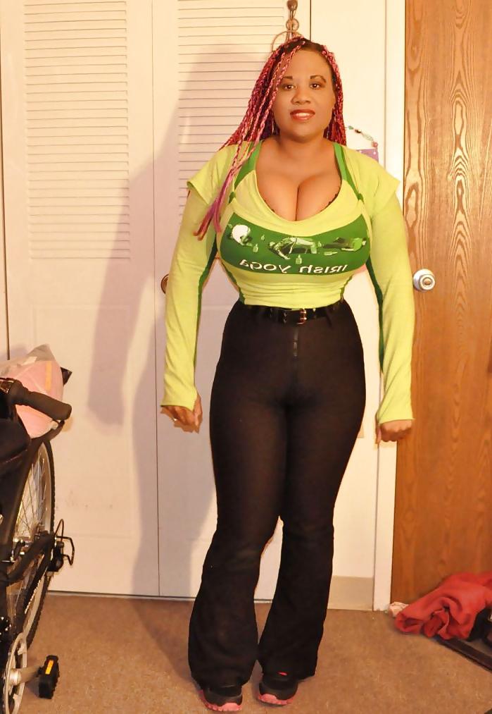 15P PinkLisa Non-Nude