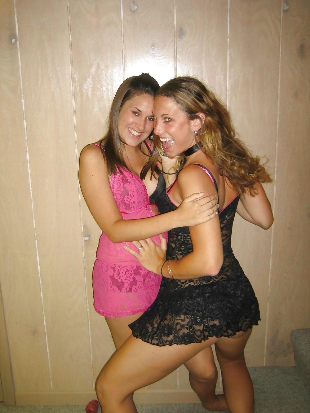 15P Nice (non nude) girls 24