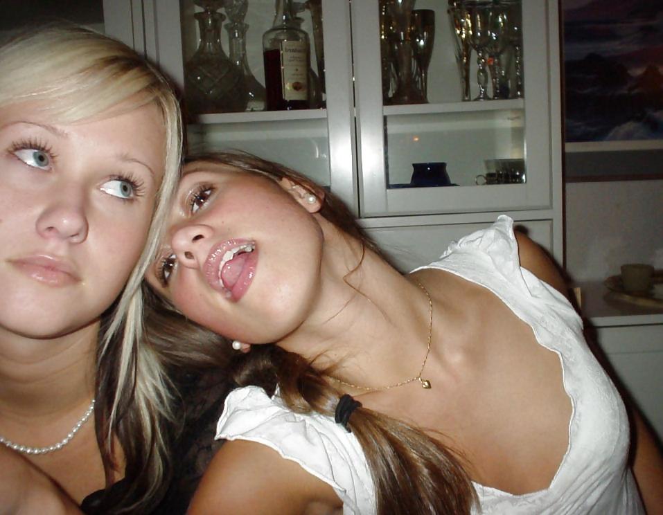 15P Nice (non nude) girls 24
