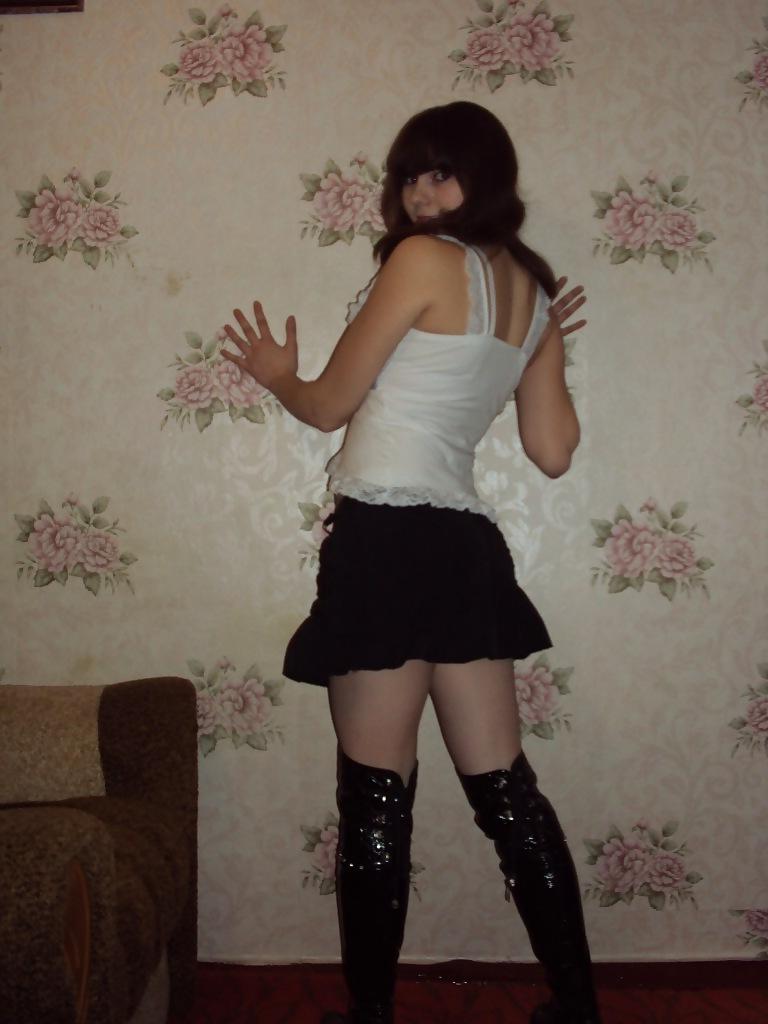 10P Sexy virgin Tanya