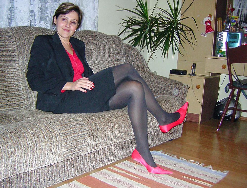 25P Women Dressed to Seduce (NN)