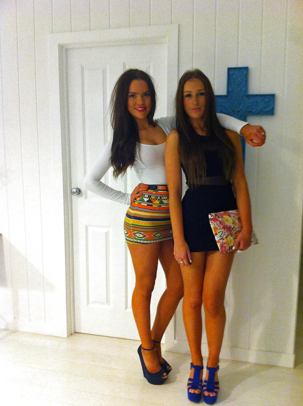 25P Women Dressed to Seduce (NN)