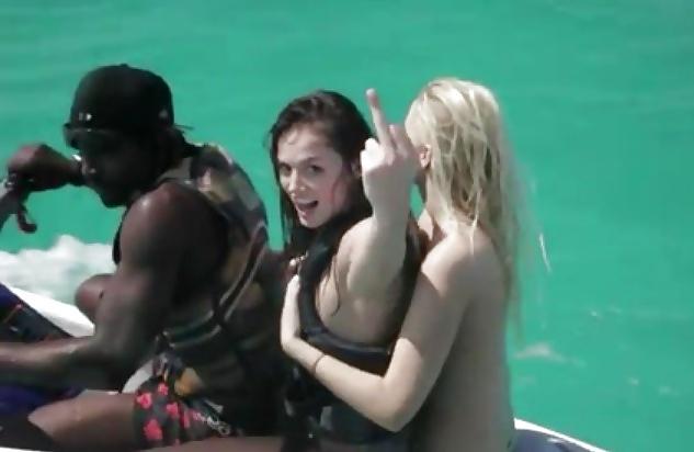 11P Interracial soft