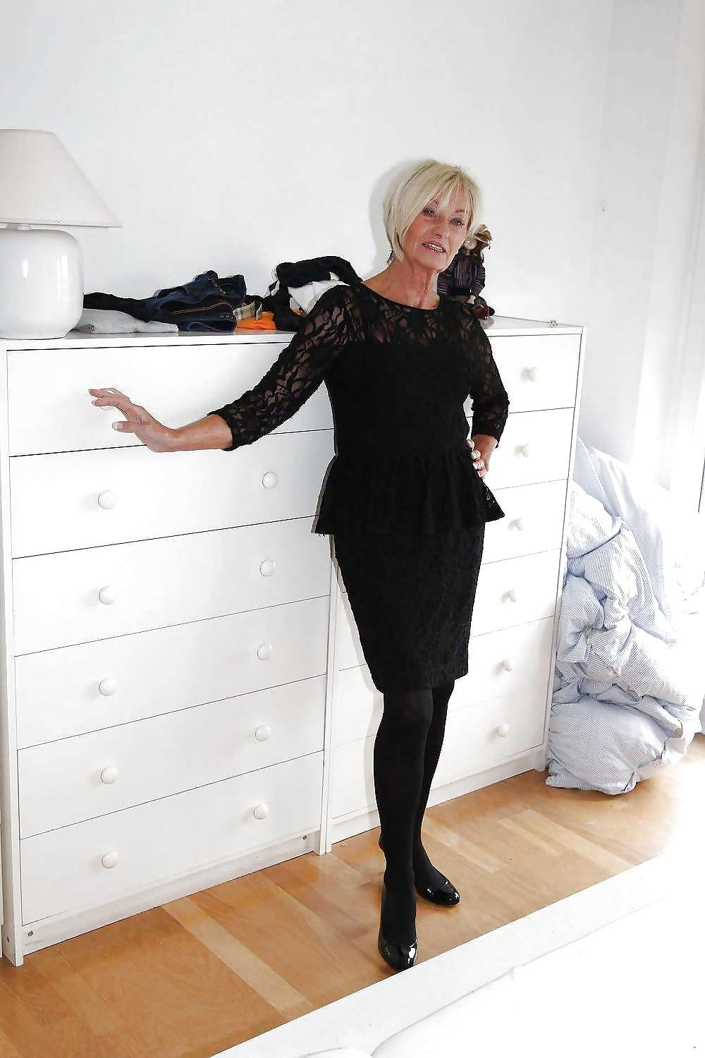 25P Hot granny Franziska, 71 ye