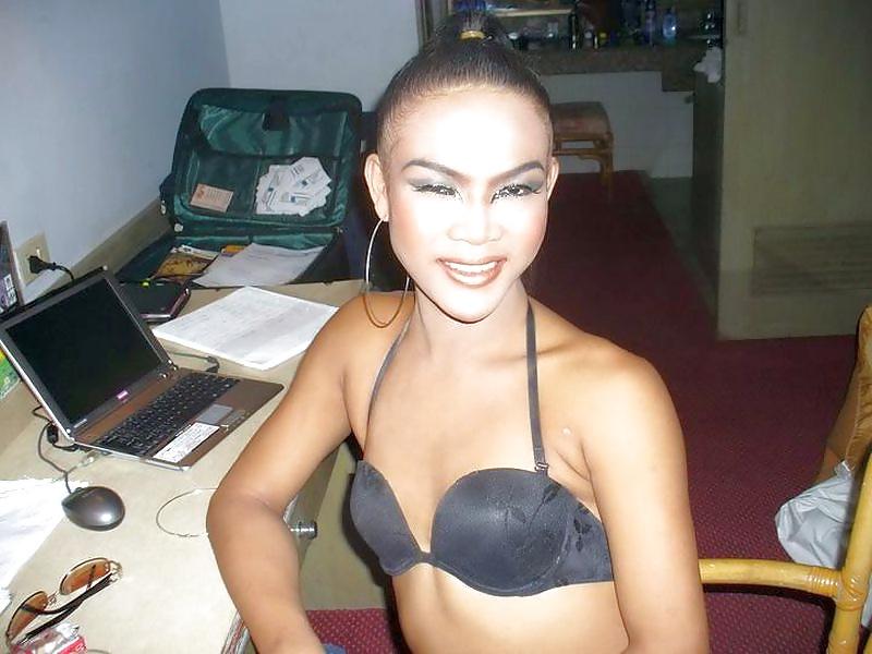 25P Pattaya Ladyboy Sandra