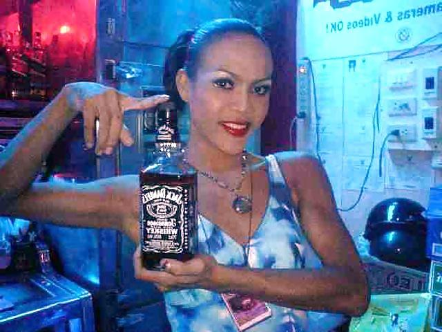 25P Pattaya Ladyboy Sandra
