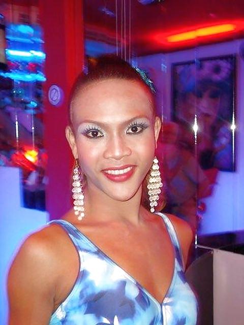 25P Pattaya Ladyboy Sandra