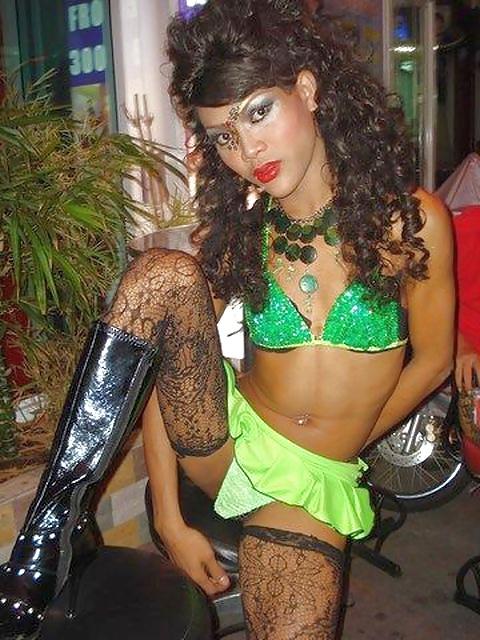 25P Pattaya Ladyboy Sandra