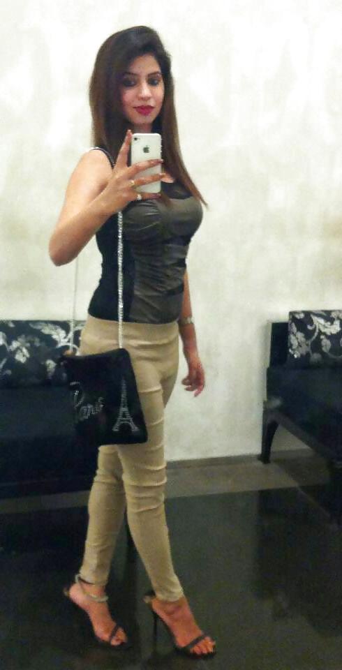 15P Sexy Girl (Non Nude)