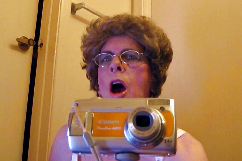 25P JOANNE SLAM - NASTY BRUNETTE GRANNY TRANNY