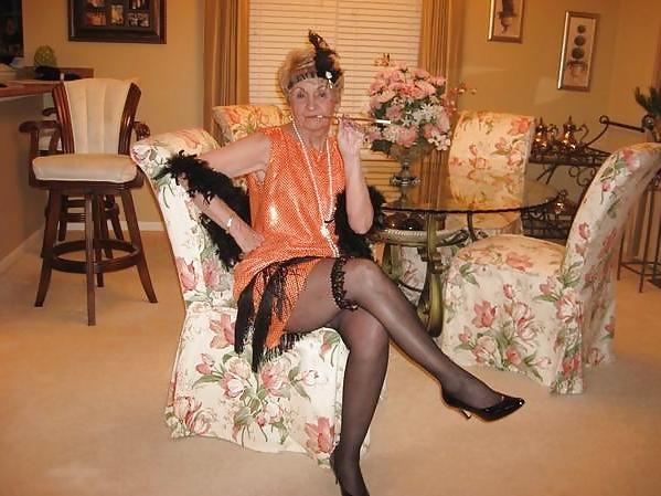 21P Sexy clothed grannies