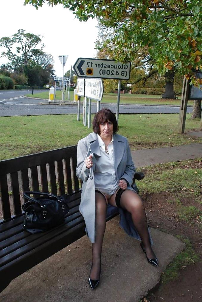 21P Sexy clothed grannies