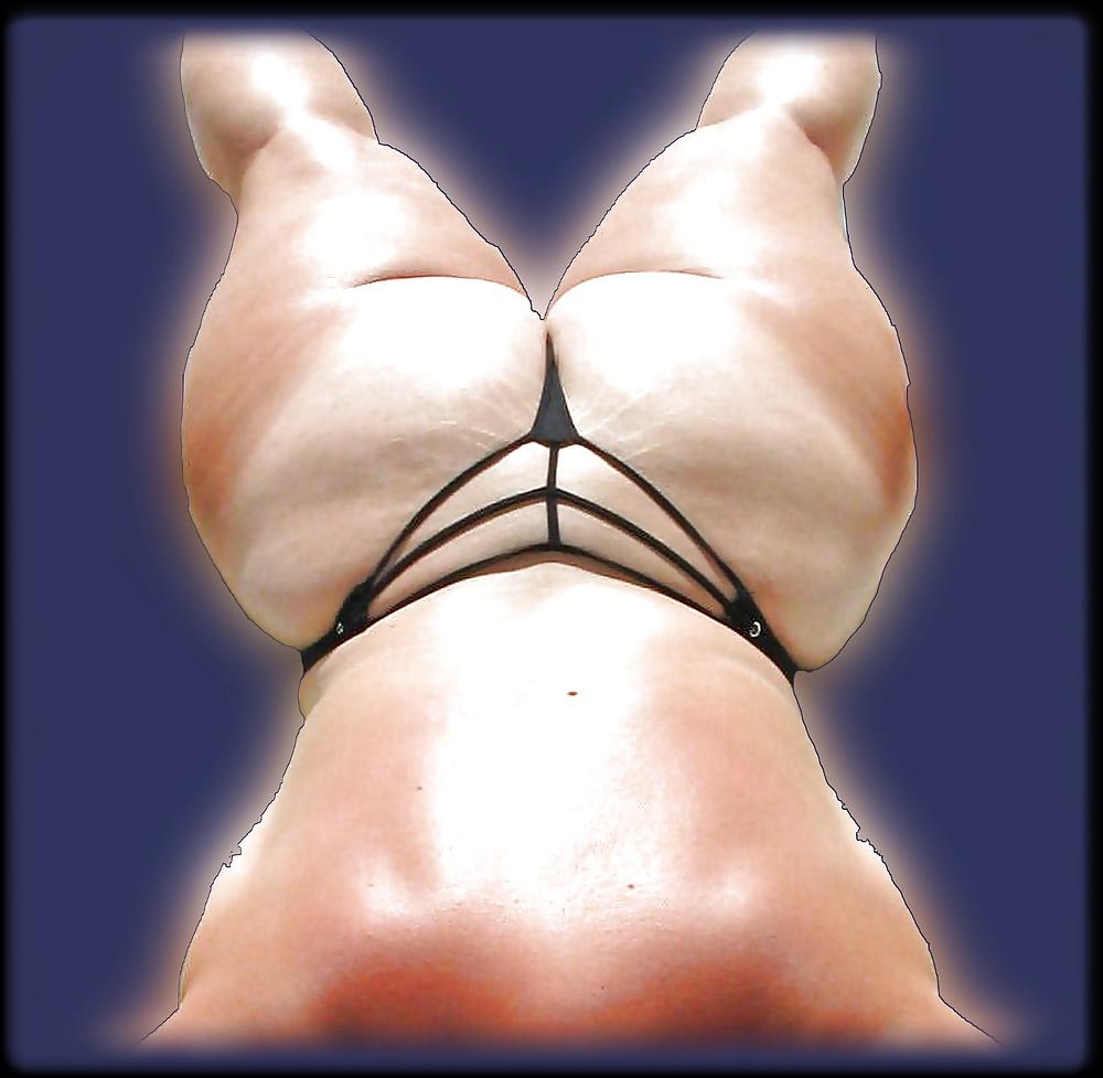 25P Voluptuous Buttocks Wives Moms...